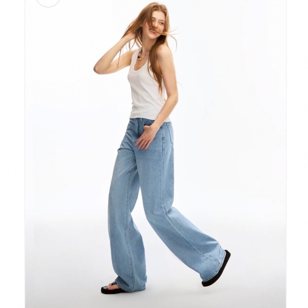 Wide Leg Flare Jeans in Light Blue